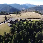 Kedros Village