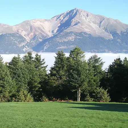 Kedros Village בקתה