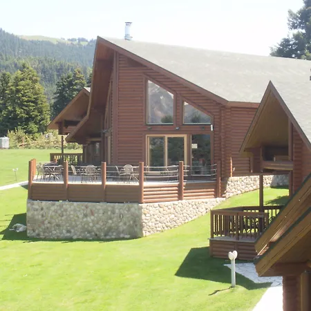 בקתה Kedros Village