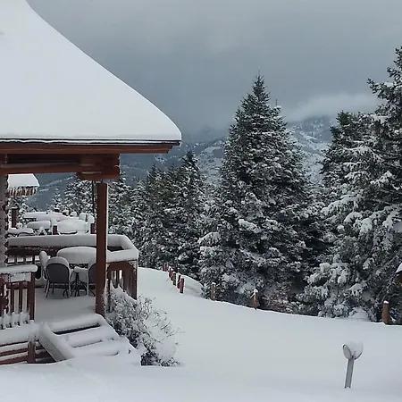 Kedros Village בקתה